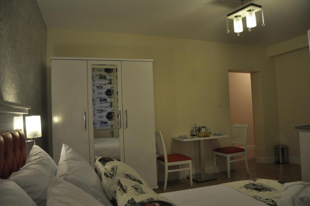 Galata Bridge Apart Istanbul Room photo