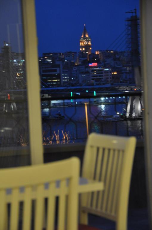 Galata Bridge Apart Istanbul Room photo